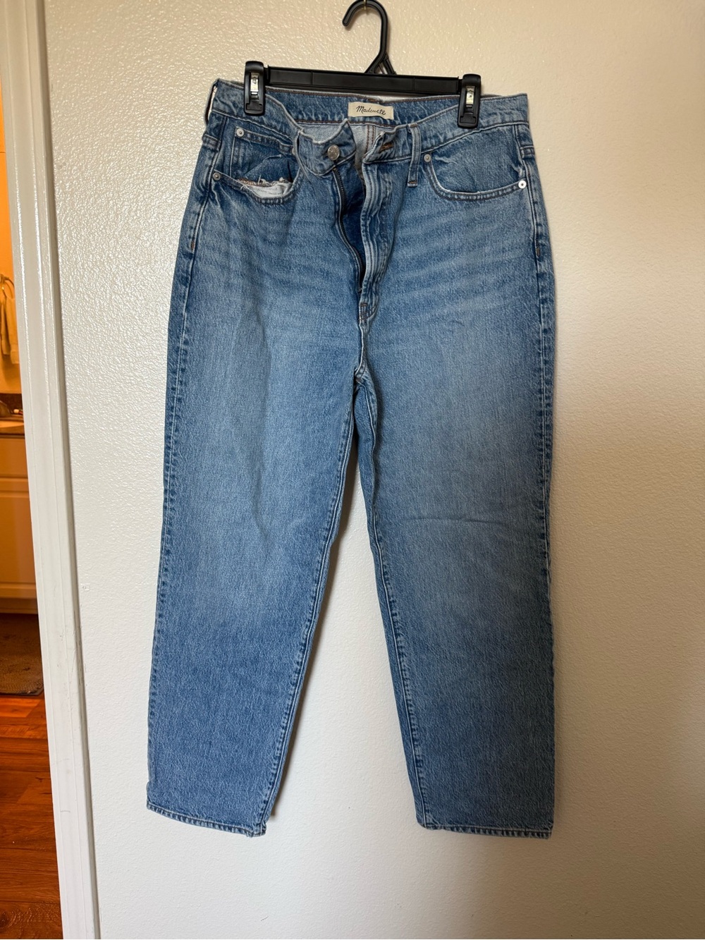 Madewell Relaxed Light Blue High-Rise Jeans